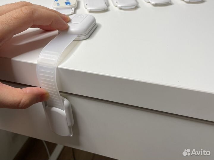 Замок блокиратор дверей ящиков от детей 6 шт