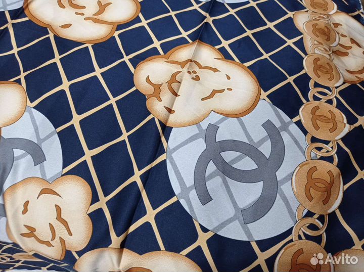 Шелковый платок новый,ручной подгиб 95см