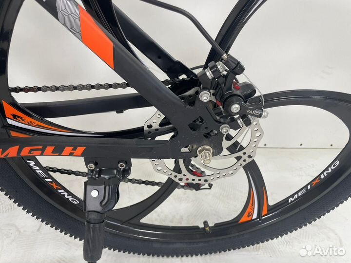 Велосипед 26 дюймов на литых дисках