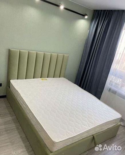 Дизайнерская кровать