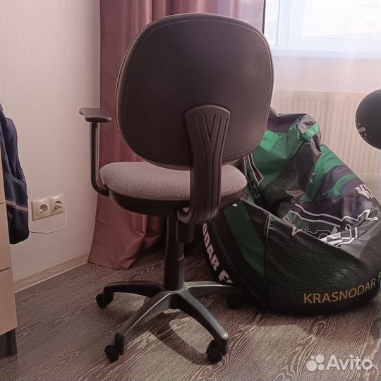 Офисное кресло бу