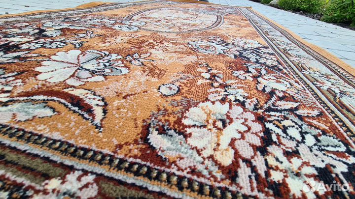 Ковры шерстяные
