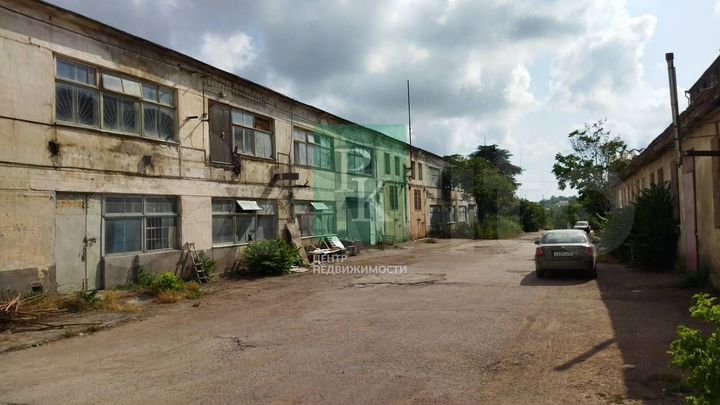 Складское помещение 420 м² на Индустриальной