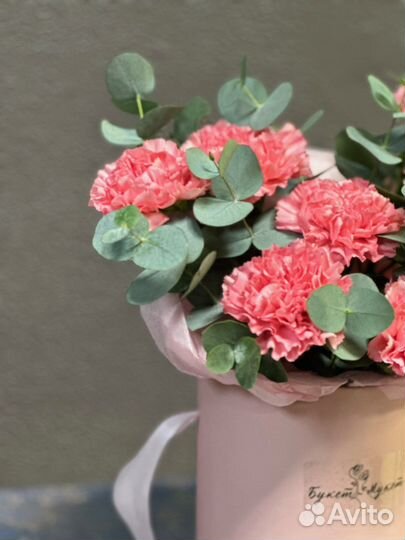 Цветы в коробке 