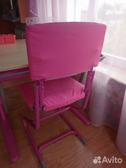 Продам парту и стул