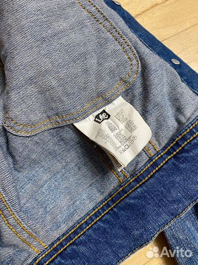 Джинсовая куртка