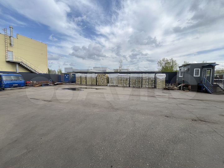 Производство, от 1300 до 2500м²