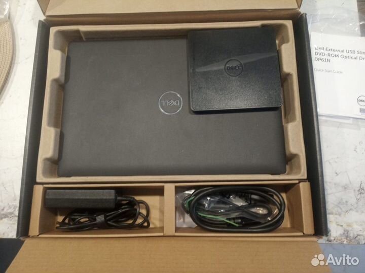 Ноутбук dell vostro 3520