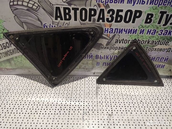 Стекло глухое заднее правое Kia Ceed 1