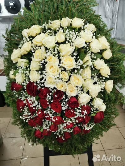 Венок ритуальный живой, искусственный, флорет