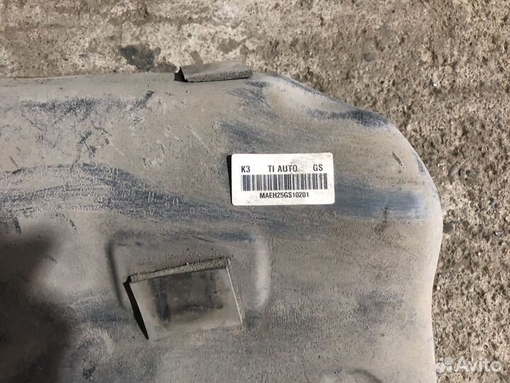 Бензобак kia cerato 1