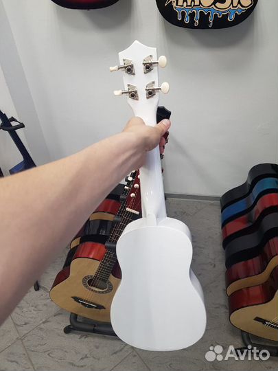 Укулеле сопрано Belucci