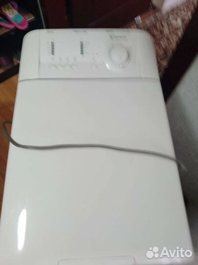 Стиральная машина с вертикальной загрузкой