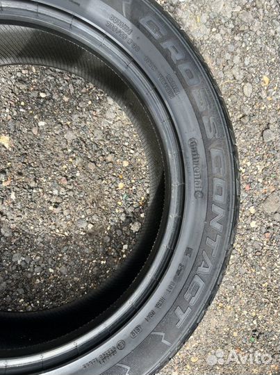 Continental ContiCrossContact UHP 235/55 R20 102W