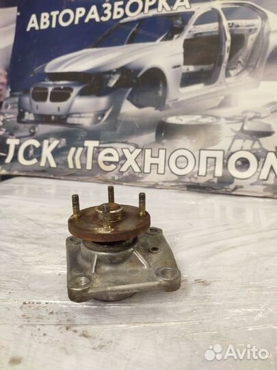 Кронштейн вискомуфты Mitsubishi Pajero Sport