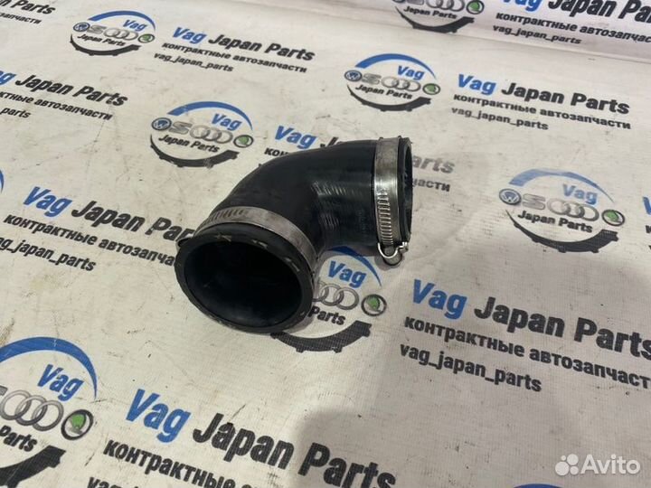 Патрубок интеркулера Audi A4 B6 AMB 2004