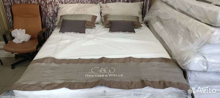 Комплект декоративный для кровати