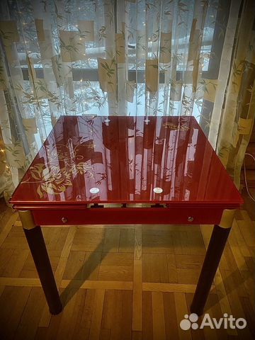 Кухонный стол стеклянный Стулья