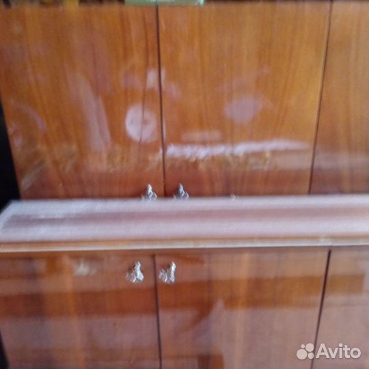 Буфеты и серванты
