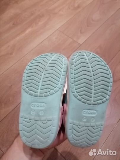 Детские тапки crocs