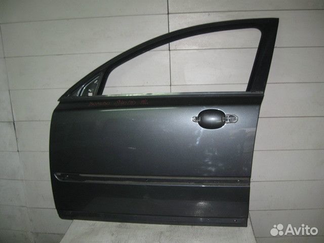 Дверь передняя левая Вольво С40