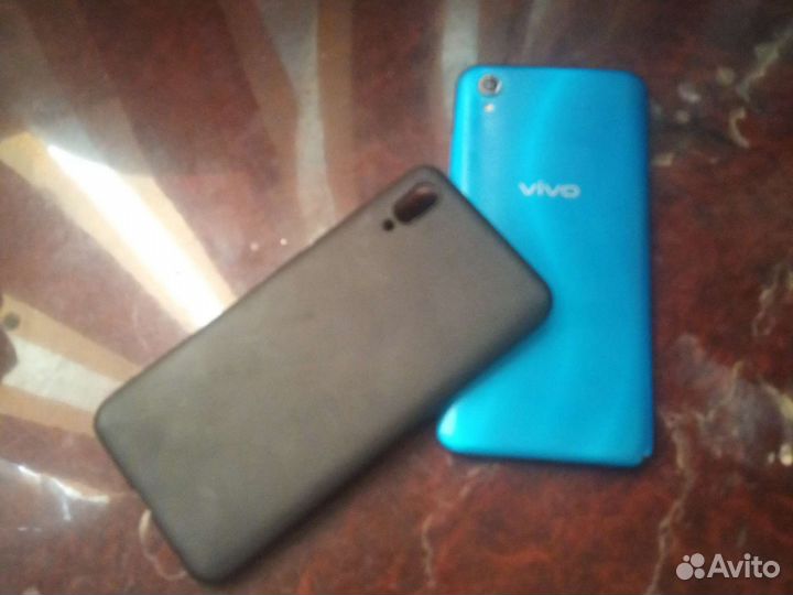Телефон vivo 2015