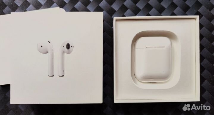 AirPods 2