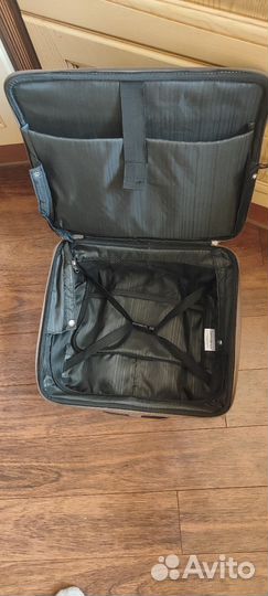 Чемодан ручная кладь