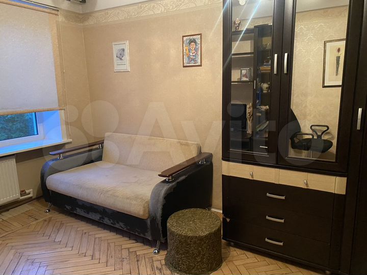 2-к. квартира, 40 м², 6/6 эт.