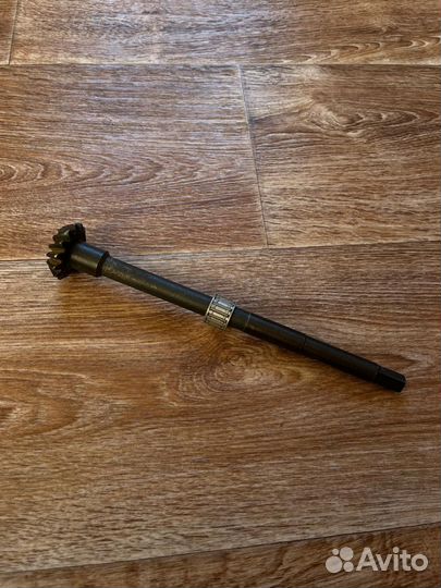 Вал шестерня вихрь 25-30 СССР