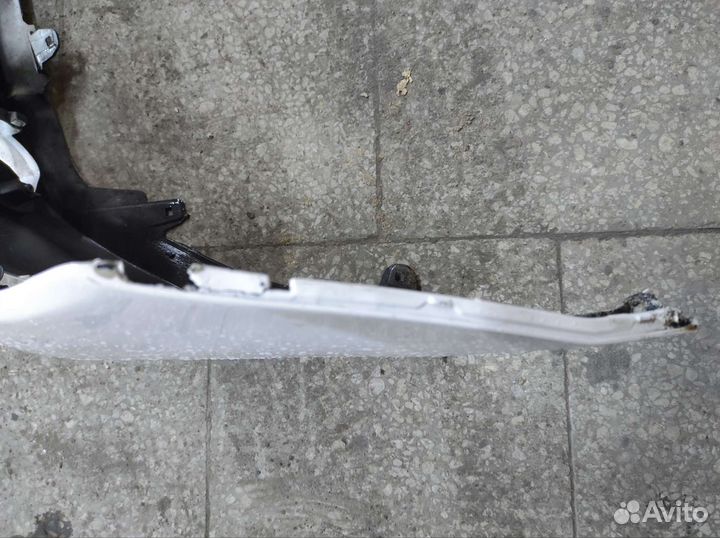 Бампер передний