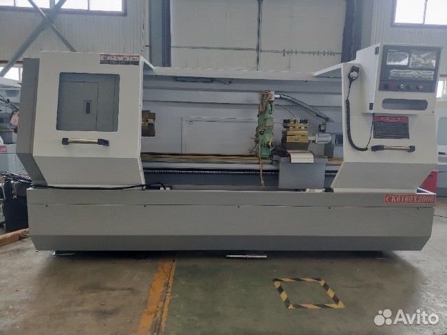 Горизонтальный токарный станок с чпу CK6160х2000