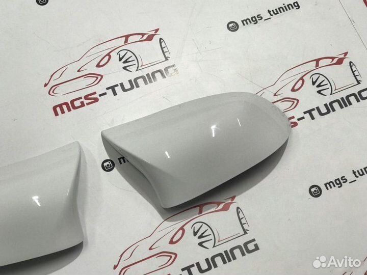 Накладки на зеркала (крышки) Х6 М BMW F16 белые