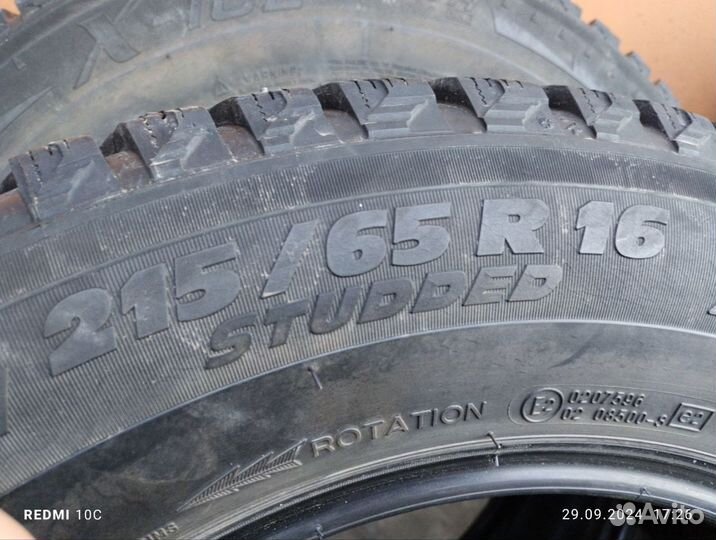 Michelin X-Ice 215/65 R16