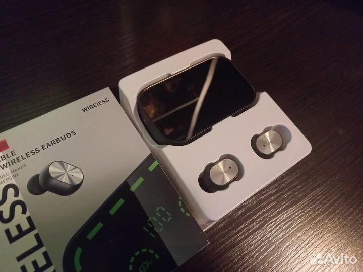 Беспроводные наушники. Premium. Новые. Зеркальные