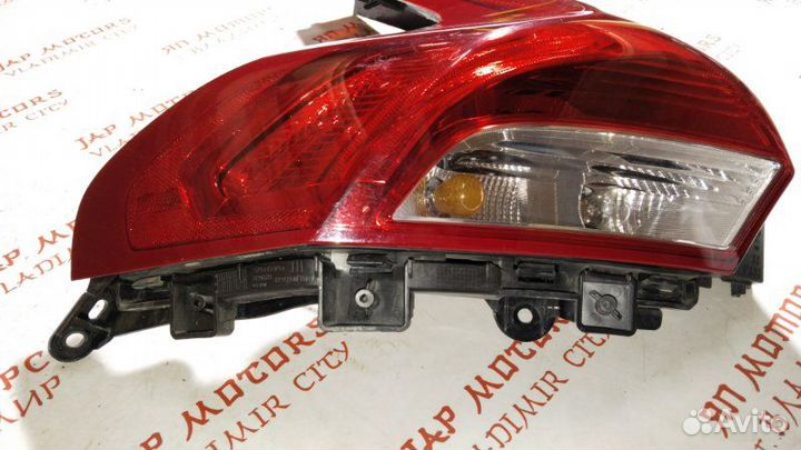Фонарь задний левый Volvo V40 хетчбек B5204T9 2014