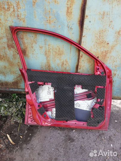 Дверь Рено Меган 2