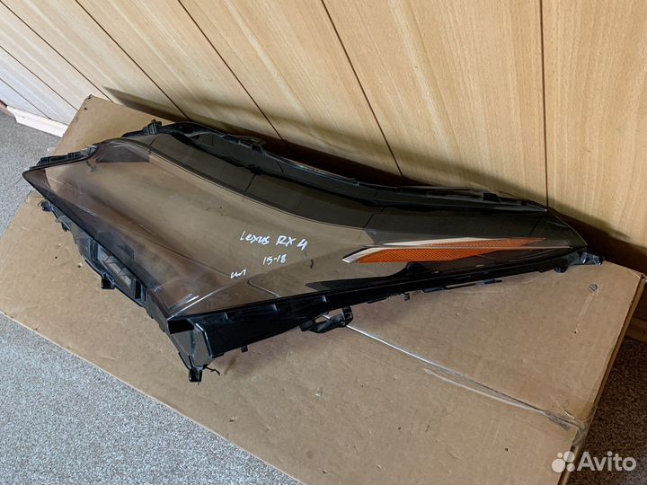 Стекло левой фары левое Lexus Rx 4 2015-Нв