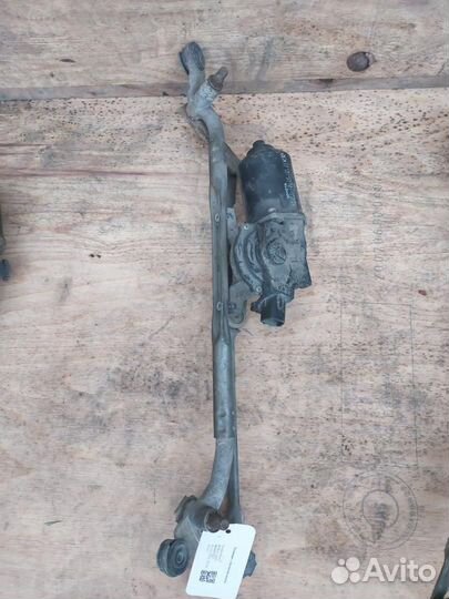 Трапеция стеклоочистителя Toyota Prius 2 NHW20