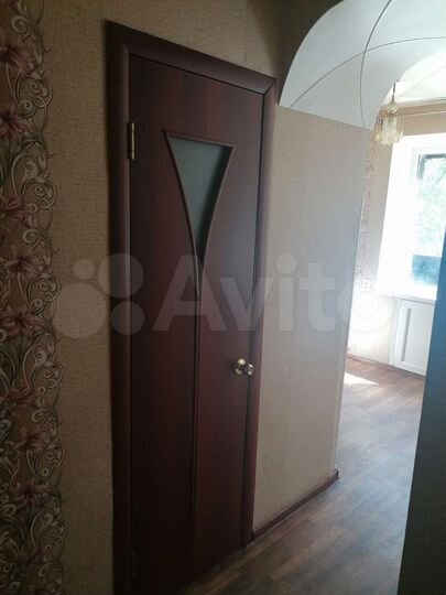 4-к. квартира, 61 м², 1/5 эт.