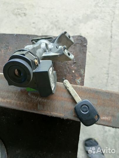 Замок зажигания на хонда стрим