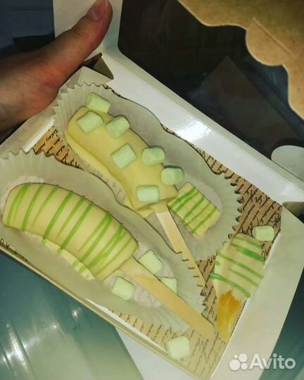 Клубника,манго,бананы в бельгийском шоколаде