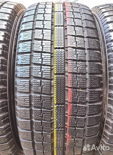 Toyo Garit G5 215/45 R17 87Q