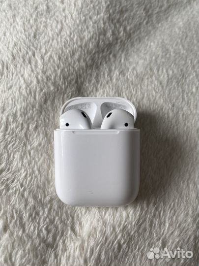 Airpods 1 (оригинал, читайте описание)