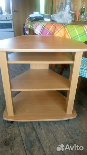 Тумба под телевизор