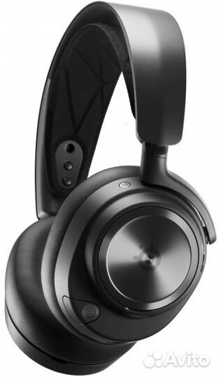 SteelSeries Arctis Nova Pro Wireless