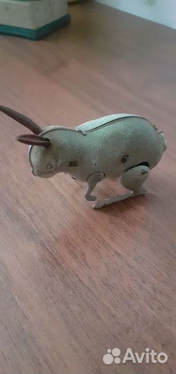 Заяц механический RRR