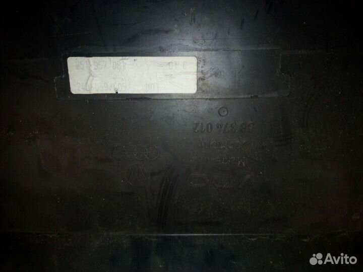 VW T3 кепка приборки