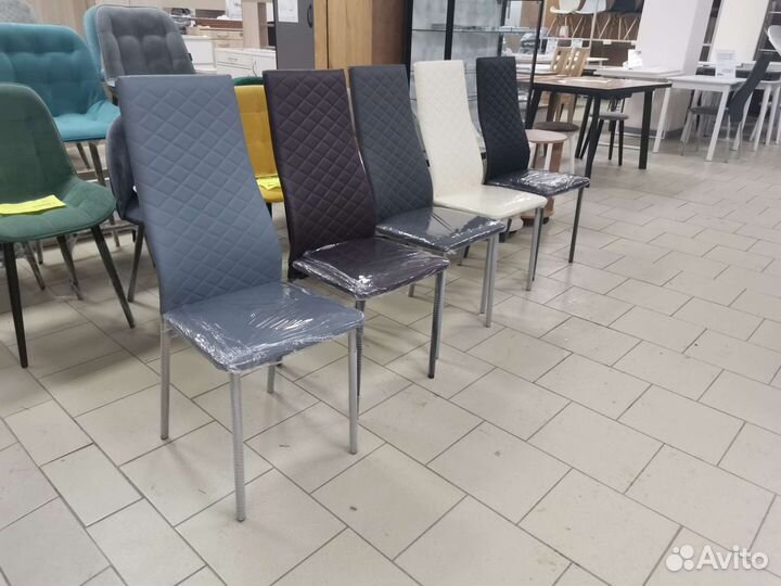 Стул стёганный новый