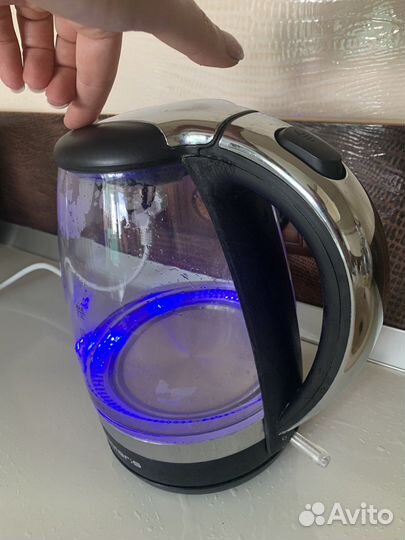 Чайник электрический Polaris